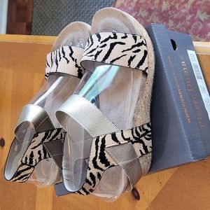 NIB Pierre Dumas Tiger Print